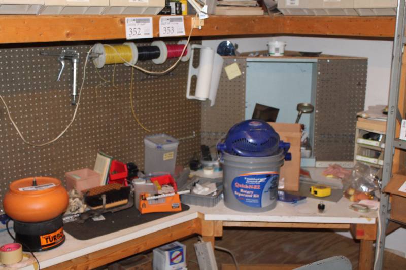 lot 354 image: Gun Ammo Reloading Equipment, Parts, Wire, Magnifier Glasses, And More