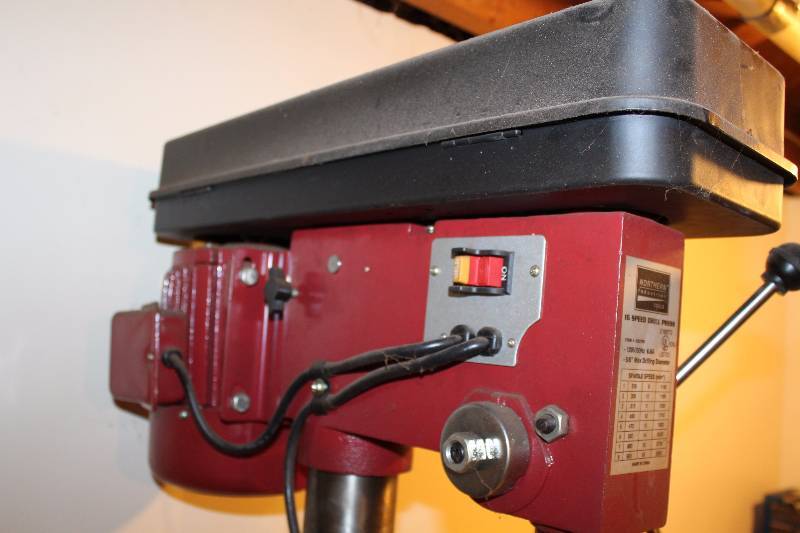 Northern Industrial Tool 16Speed Drill Press w/ Manual Maple Plain