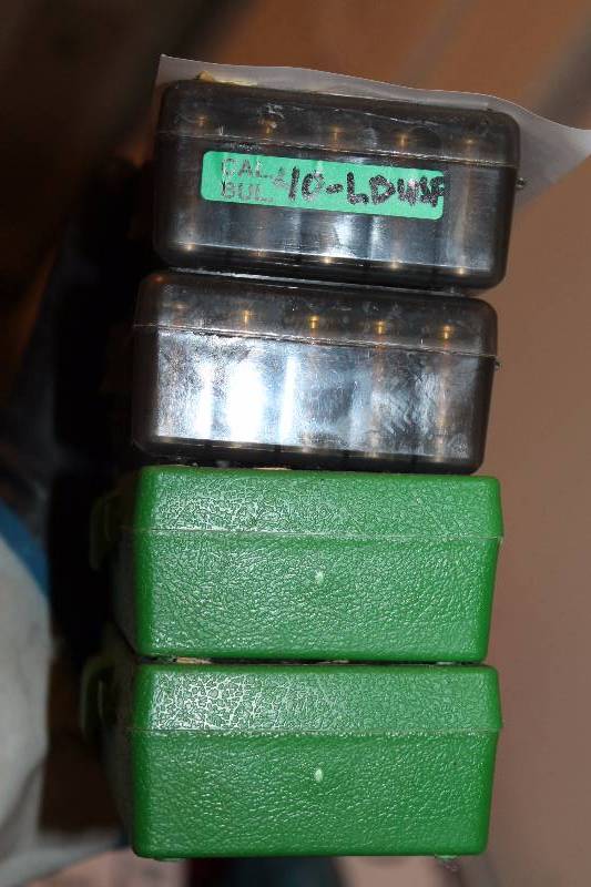 lot 16 image: Lot of (Approximately 200) .40 Smith & Wesson Rounds Reloaded Gum Ammo