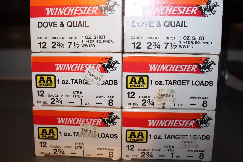 lot 145 image: Lot of (Approximately 150) Various 12GA Rounds Gun Ammo