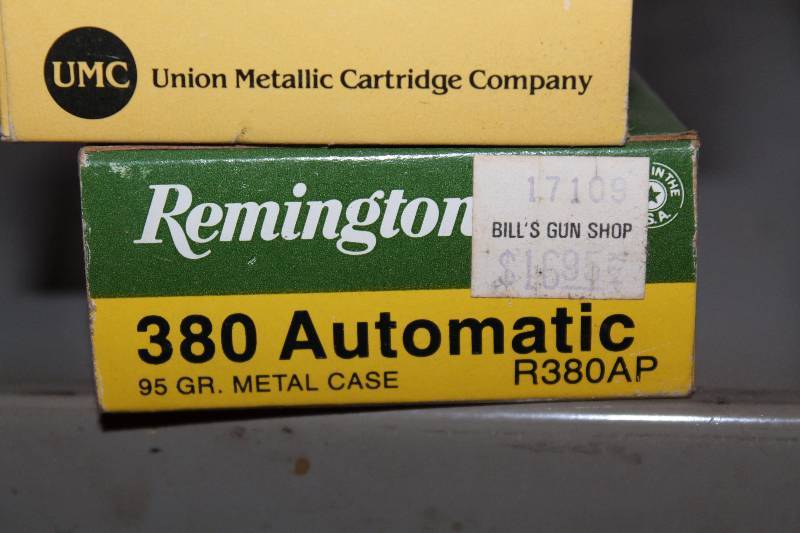 lot 130 image: Lot of (Approximately 150) Mixed .380 ACP, Hollow Point Full Metal Jacket Rounds Gun Ammo