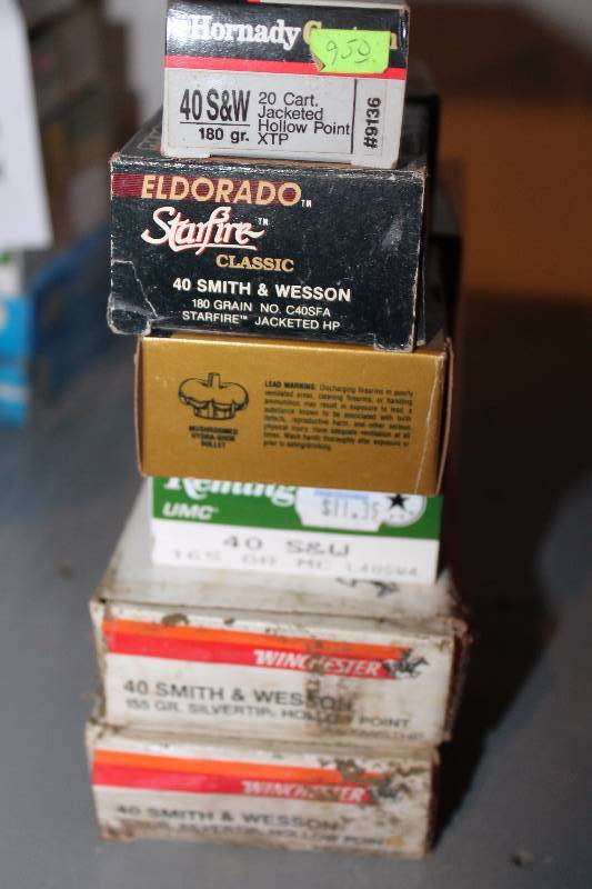 lot 138 image: Lot of (Approximately 225) Mixed .40 Smith & Wesson Rounds Gun Ammo Includes Remington, Winchester, Federal, Starfire, Hornady, Corbon