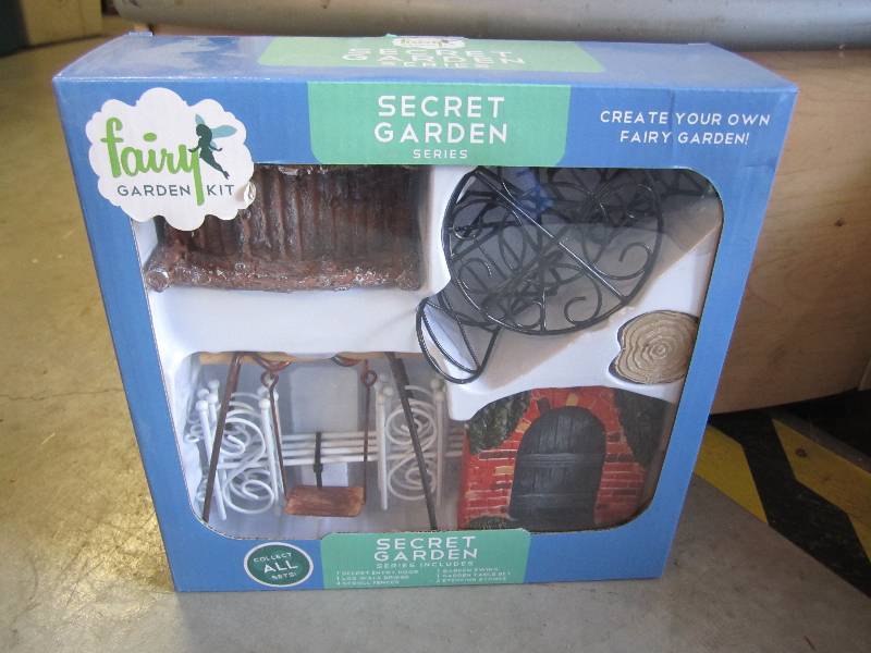 lot 25 image: Fairy Garden Kit Secret Garden Seri...