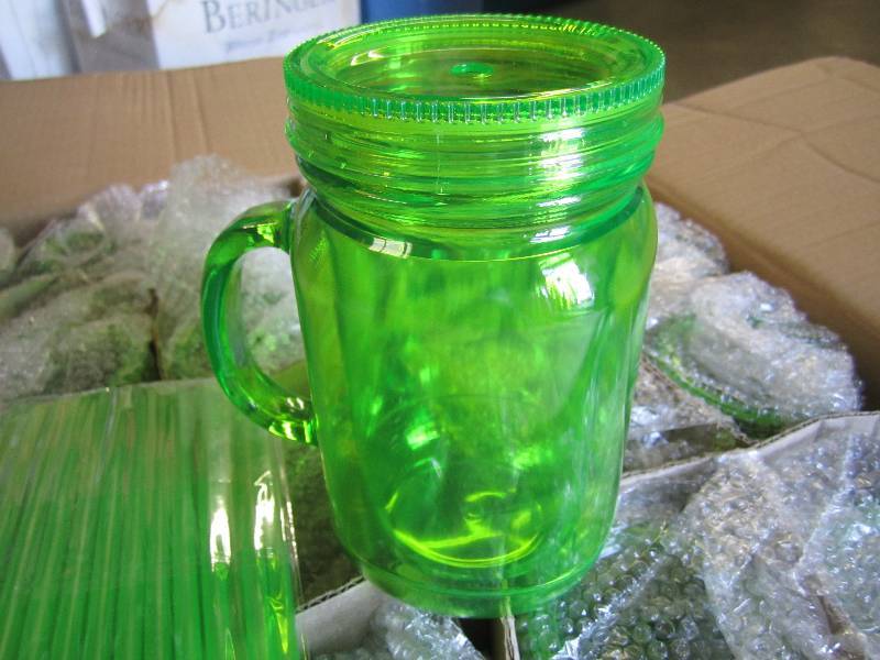 lot 26 image: Case of 24 Mason Jar Tumblers with ...