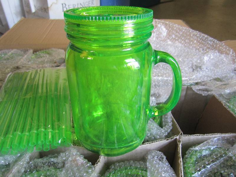 lot 28 image: Case of 24 Mason Jar Tumblers with ...