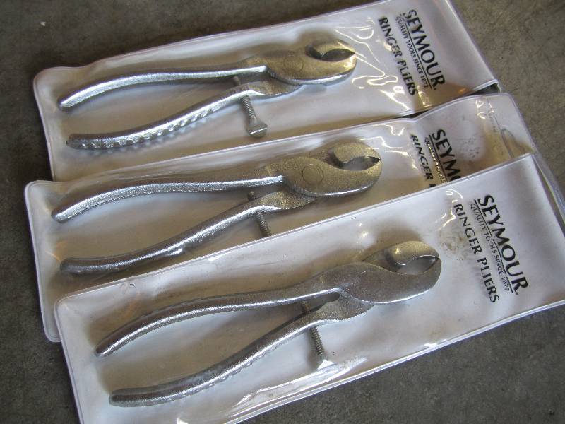 lot 47 image: Lot of 3 Seymour Ringer Pliers 6904...