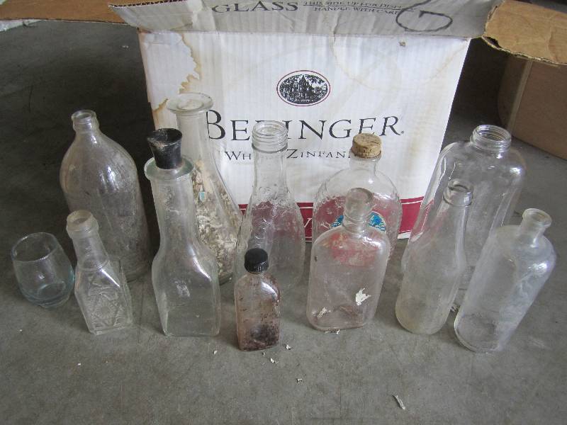 lot 93 image: Box full of Vintage Glass Bottles...