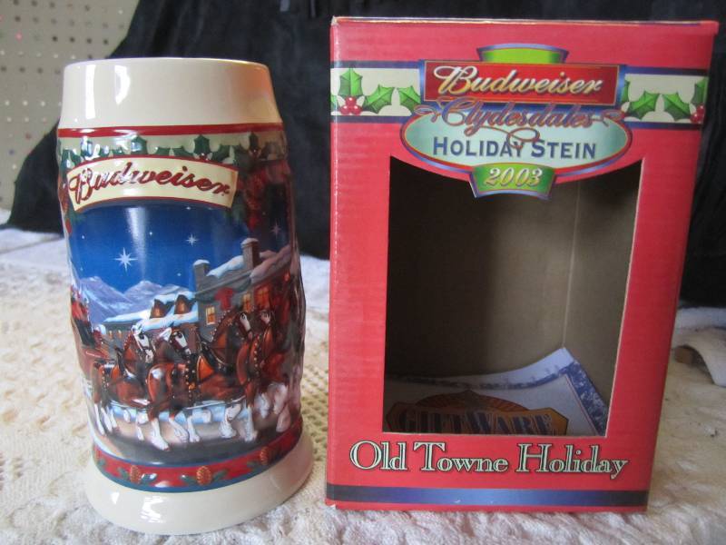 lot 112 image: Budweiser Clydesdales Holiday Stein...