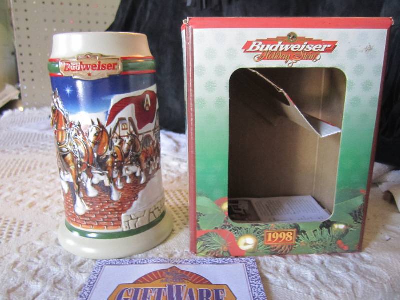 lot 113 image: Budweiser Grants Farm Holiday Stei...