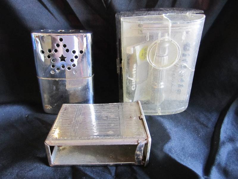 lot 126 image: Vintage Gillette Razor, Case and Ha...