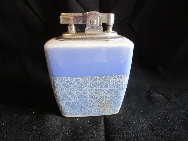 lot 137 image: Vintage Ceramic Table Top Lighter M...