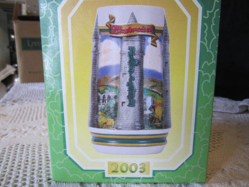 lot 149 image: Budweiser Tradition and Heritage St...