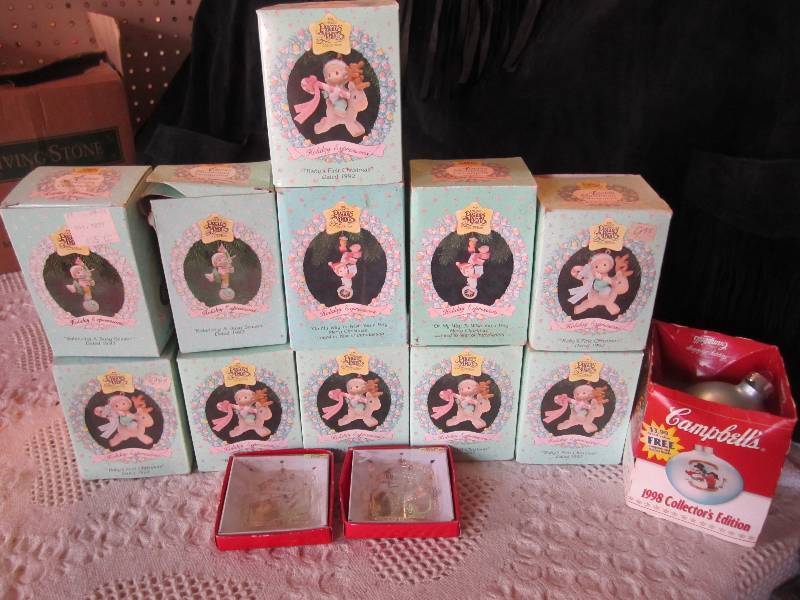 lot 174 image: Lot of Precious Moments Ornaments a...