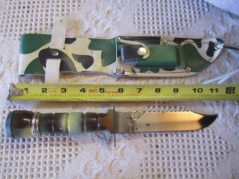 lot 182 image: Lot of 3 Knives with Sheaths...