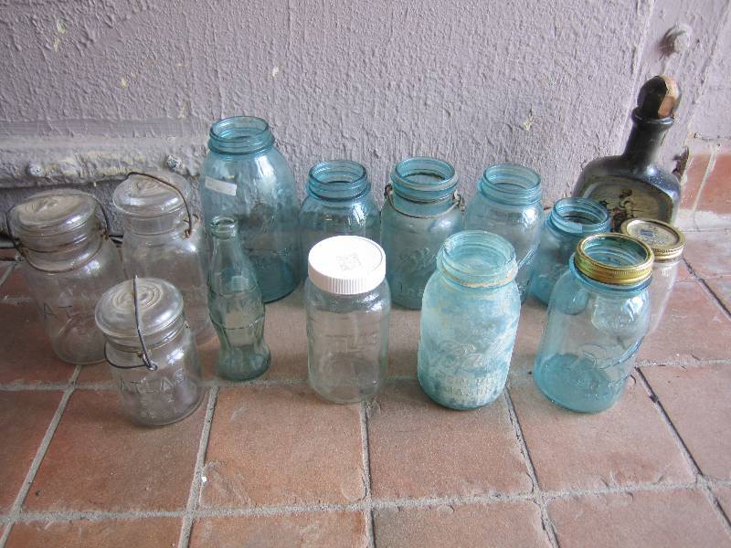 lot 219 image: Lot of Vintage Jars etc. Ball Atlas...