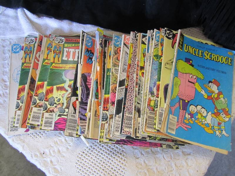 lot 233 image: Lot of Vintage Comic Books Approx 3...