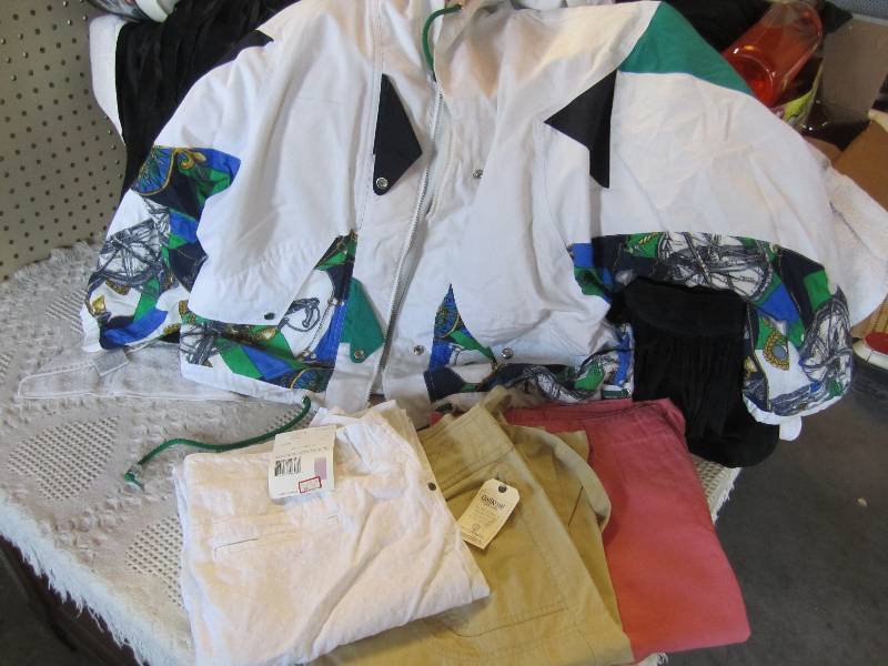 lot 248 image: Lot of 3 New with Tags Ladies Cloth...