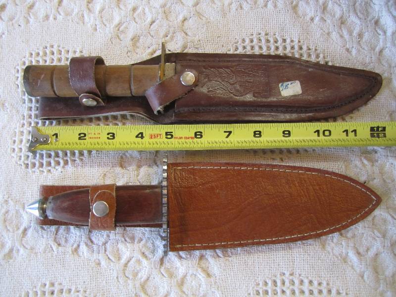 lot 253 image: Lot of 2 Knives with Sheaths...
