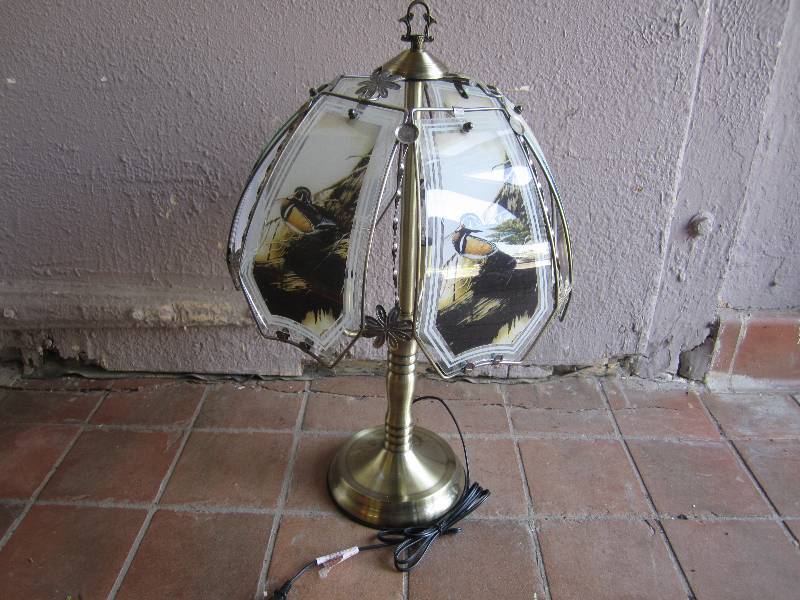 lot 264 image: New Touch Lamp Preassembled to test...