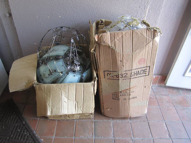 lot 265 image: Lot of Misc Touch Lamp Parts. 2 box...