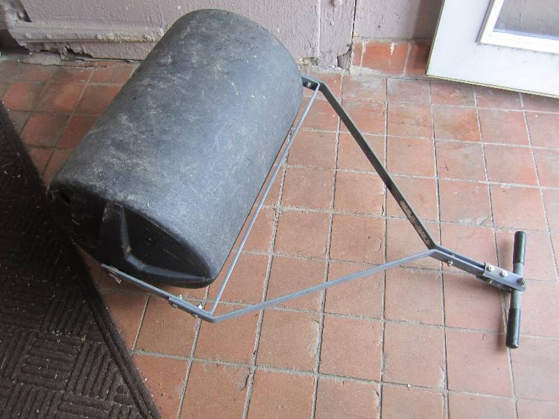 lot 272 image: Lawn Roller - Roller is 17 x 30 ...