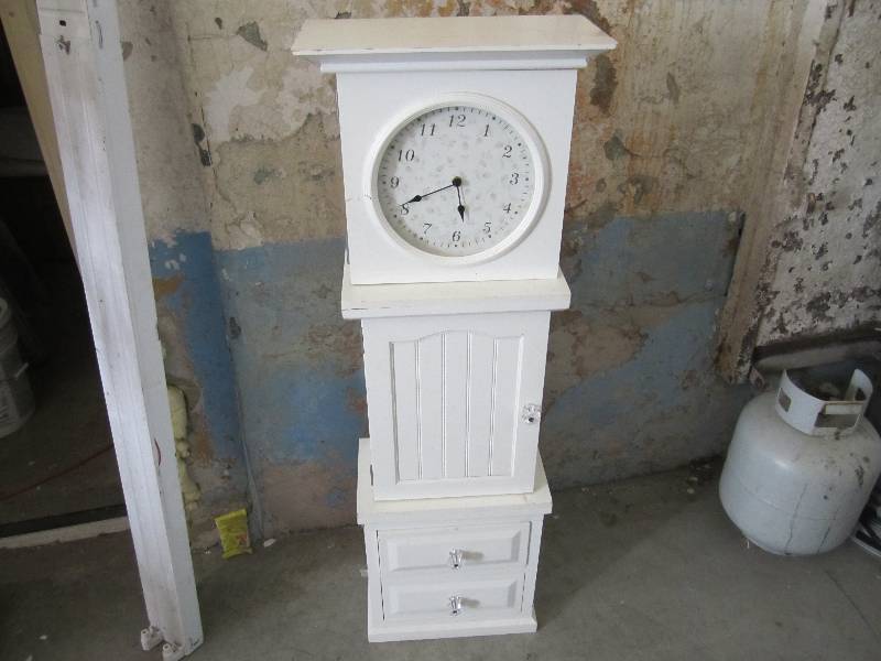 lot 286 image: Cabinet with Clock 2 pcs. 8 x 14 ...