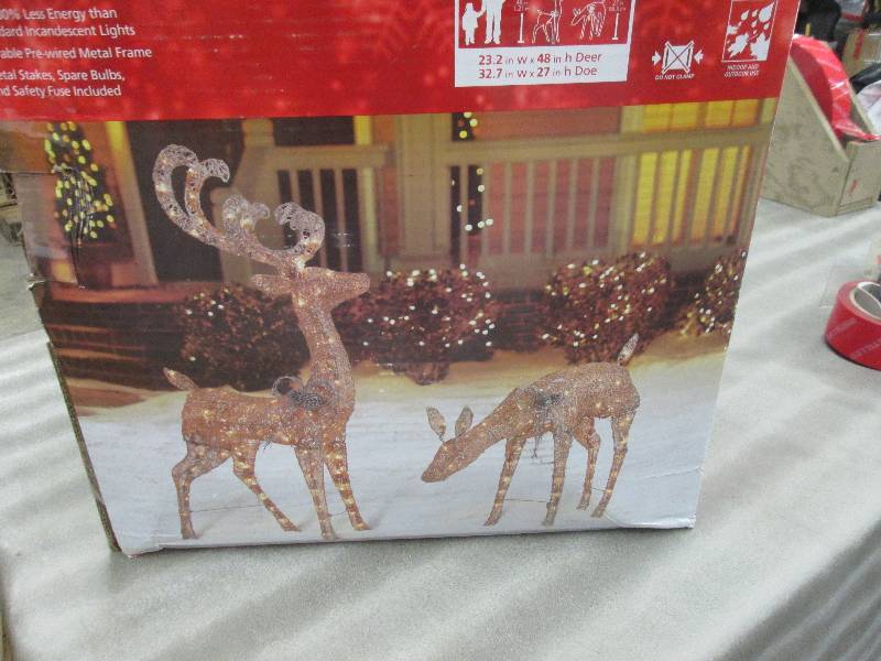 lot 61 image: Home Accents Holiday 48 in. LED Lig...