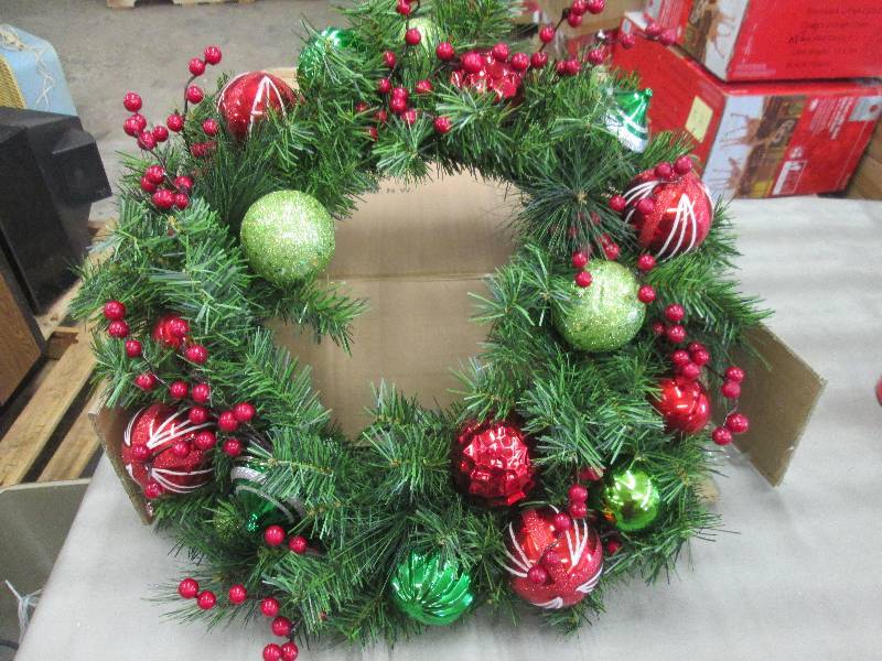 lot 68 image: 24 inch Decorative Collection Red &...