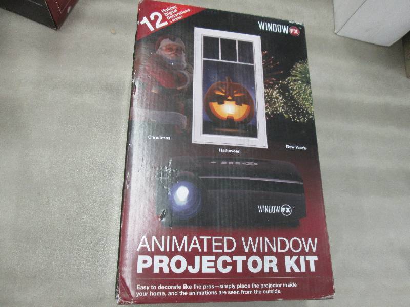 lot 91 image: Seasonal Window FX Projector Animat...