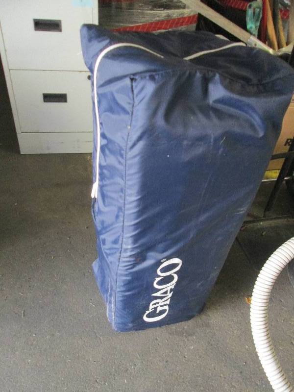 lot 114 image: Graco Pack & Play...