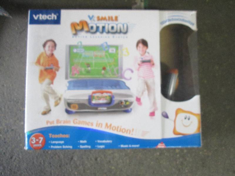 lot 117 image: Vtech Vsmile Motion Educational Toy...