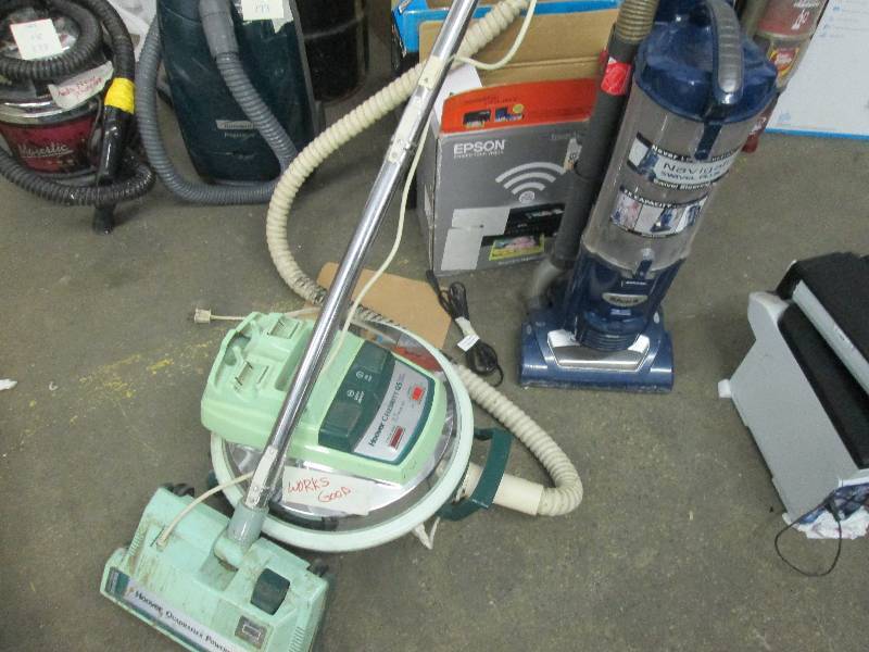 lot 174 image: Hoover Canister Vacuum, Shark Uprig...