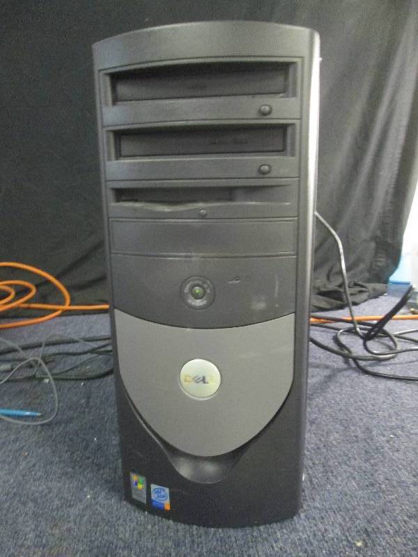 lot 212 image: Dell Optiplex GX280 Computer Tower,...