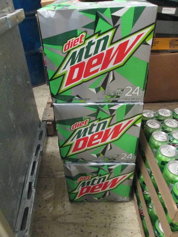 lot 243 image: Lot  of 3 Cases of 24 - 12 oz Diet ...