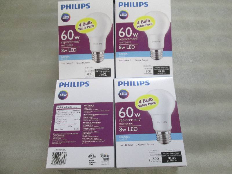 lot 310 image: Lot of 4 Pks-Philips 8W LED Dayligh...