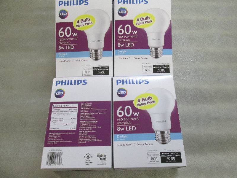 lot 311 image: Lot of 4 Pks-Philips 8W LED Dayligh...