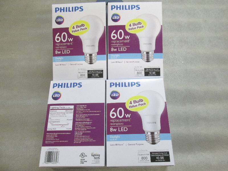 lot 317 image: Lot of 4 Pks-Philips 8W LED Dayligh...