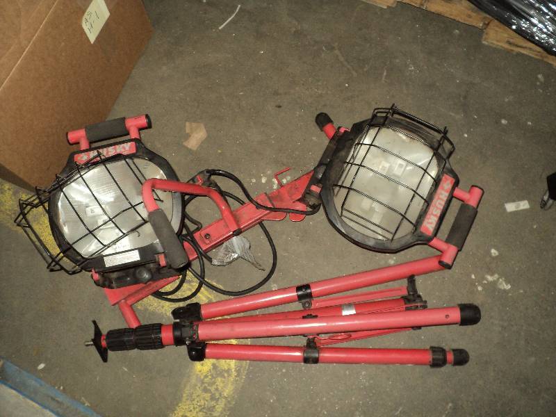 lot 2 image: husky work light...