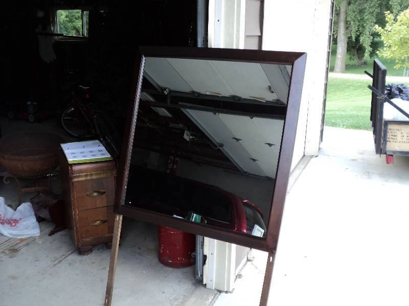 lot 55 image: mirror, needs work...
