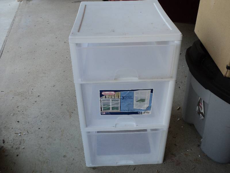 lot 59 image: 3 drawer plastic storage unit...