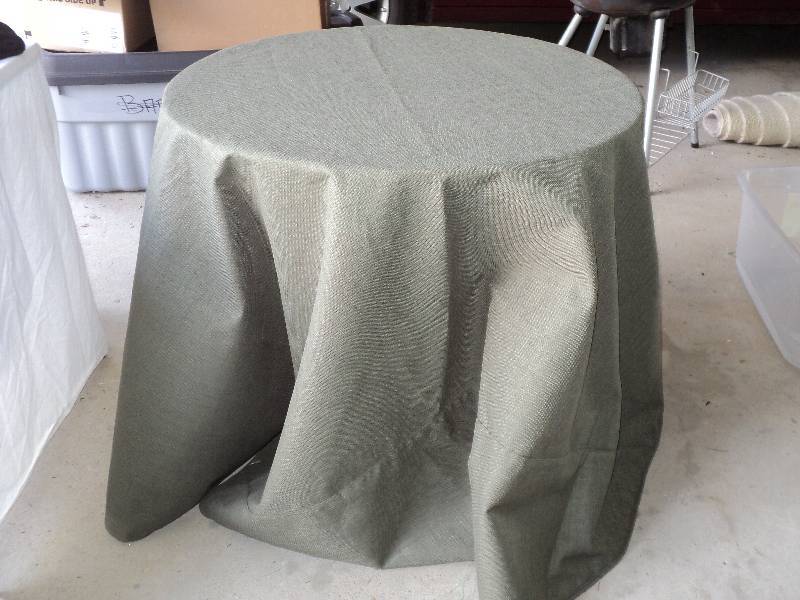 lot 61 image: round table with tablecloth and gla...