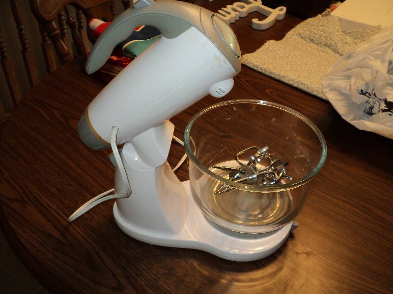 lot 67 image: sunbeam mixer...