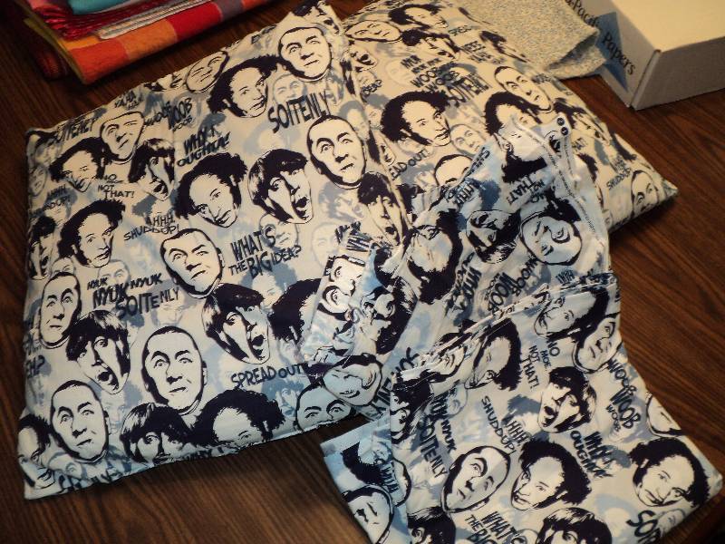 lot 69 image: 3 stooges pillows and curtains...