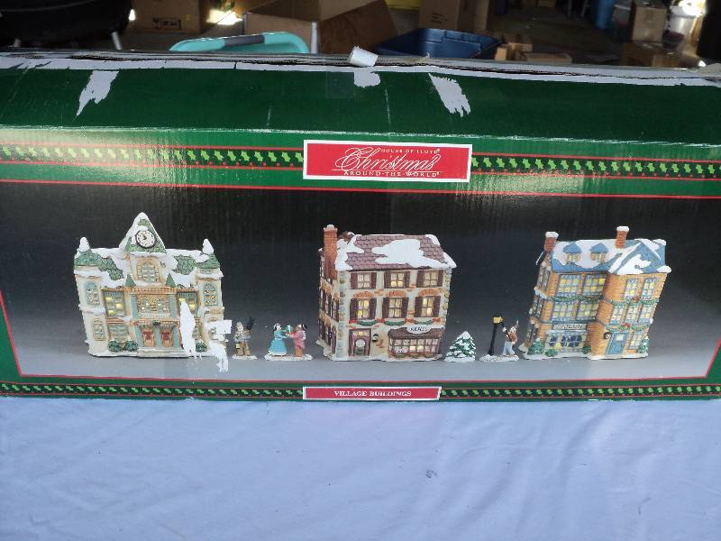 lot 80 image: vintage buildings...