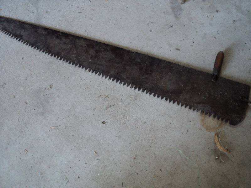 lot 98 image: 4ft long saw...
