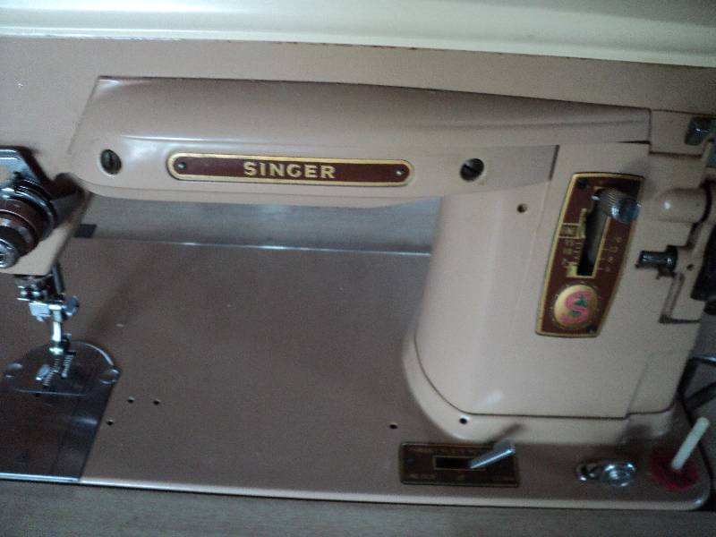 lot 229 image: singer sewing machine with cabinet ...