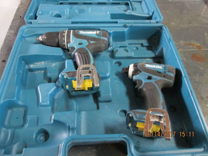 lot 13 image: Makita battery powered drills in ca...