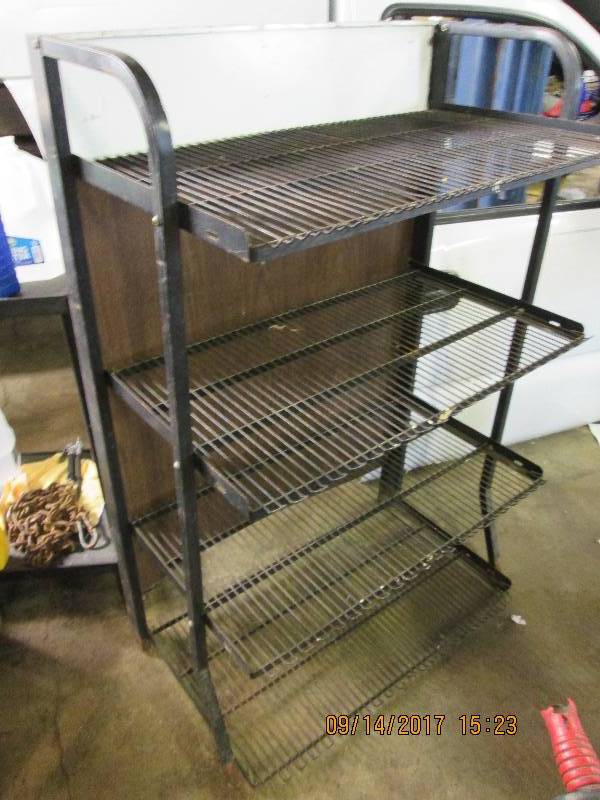 lot 18 image: Metal shelf 32 wide...