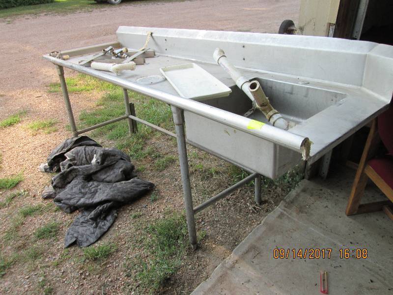 lot 20 image: Commercial NSF stainless steel sink...