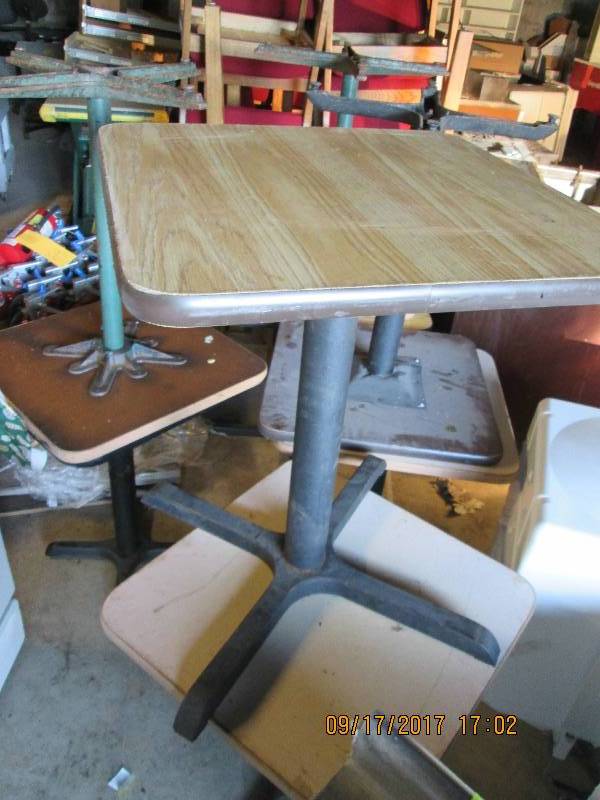 lot 71 image: Lot of 8 small top restaurant table...